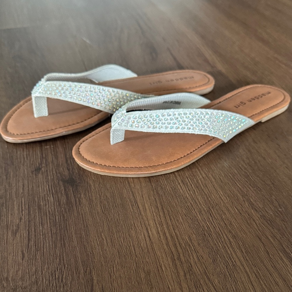 NWT Madden Girl Rhinestone Sandals in Silver w/Iridescent Stones